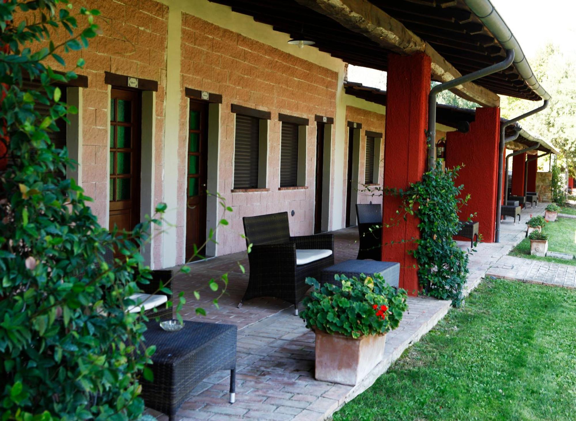 贝瓦尼亚 Il Poggio Dei Pettirossi旅馆 外观 照片